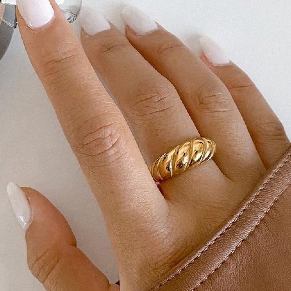 💛18K gold plated braided ring - Picture 10 of 11